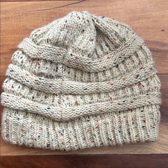 C.C Cream Knit Beanie - Picture 2 of 4